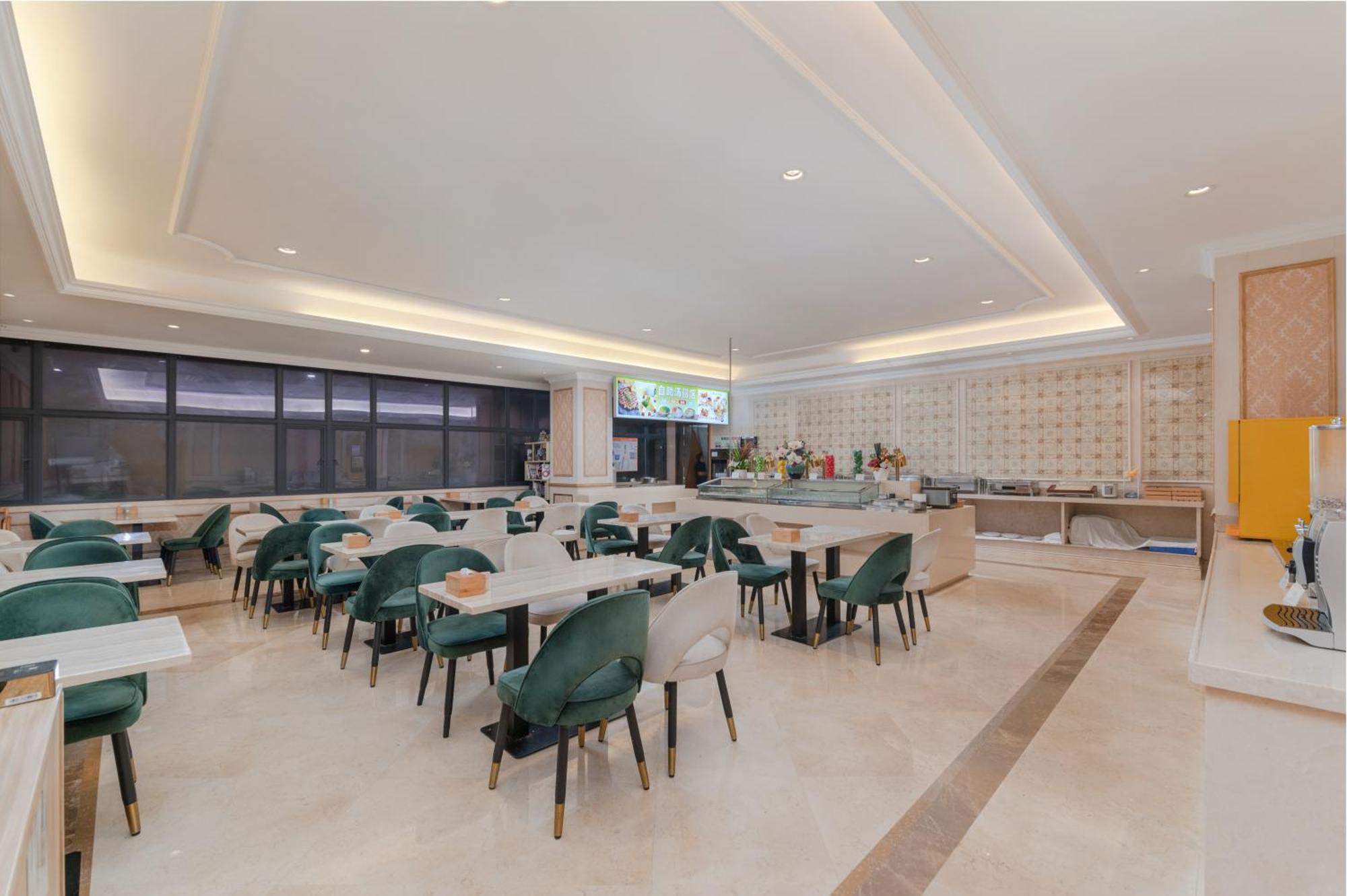 Vienna Hotel Shenzhen Fuyong Subway Station Bagian luar foto